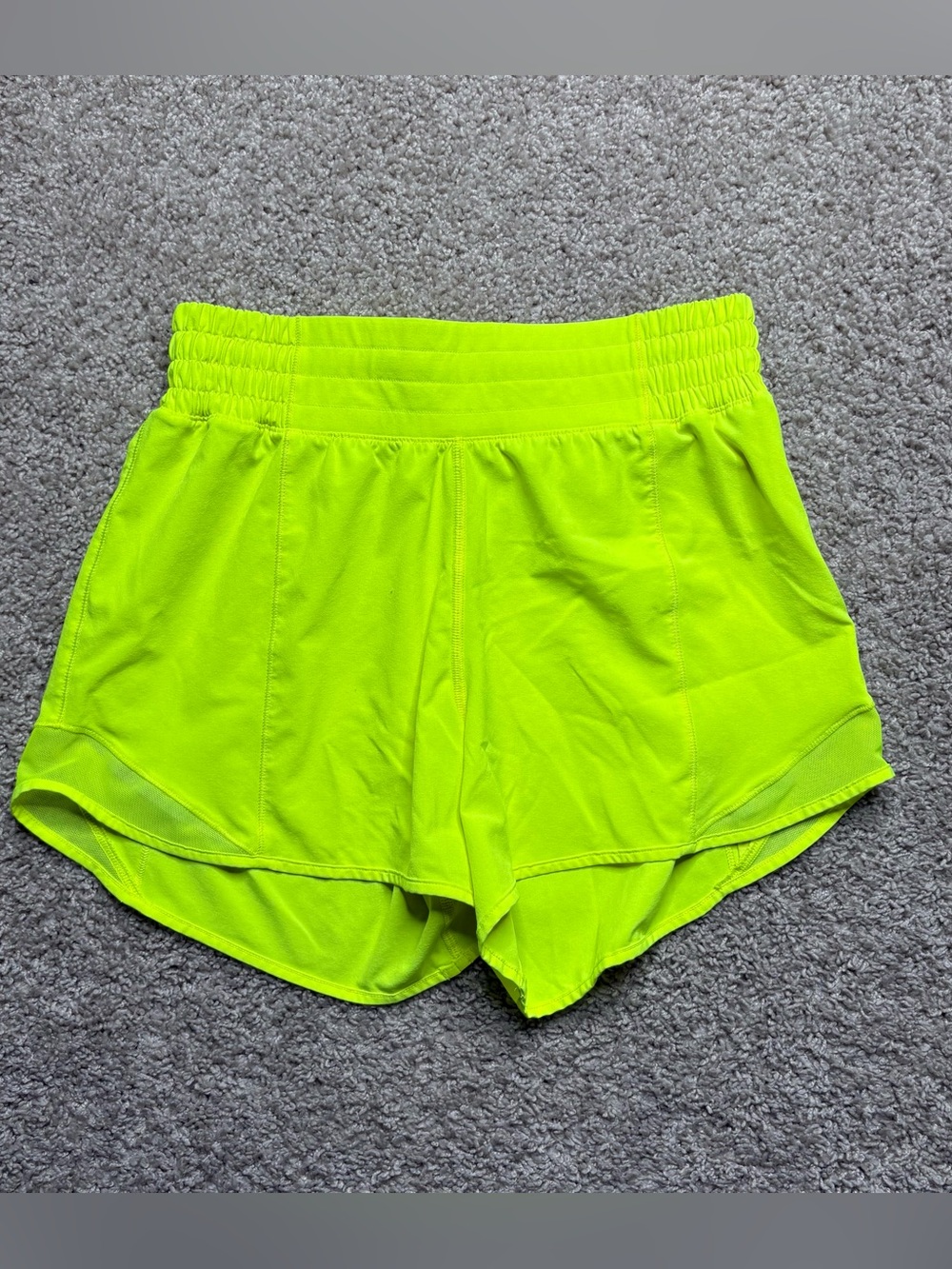 Lululemon Hotty Hot High-Rise Short 4"